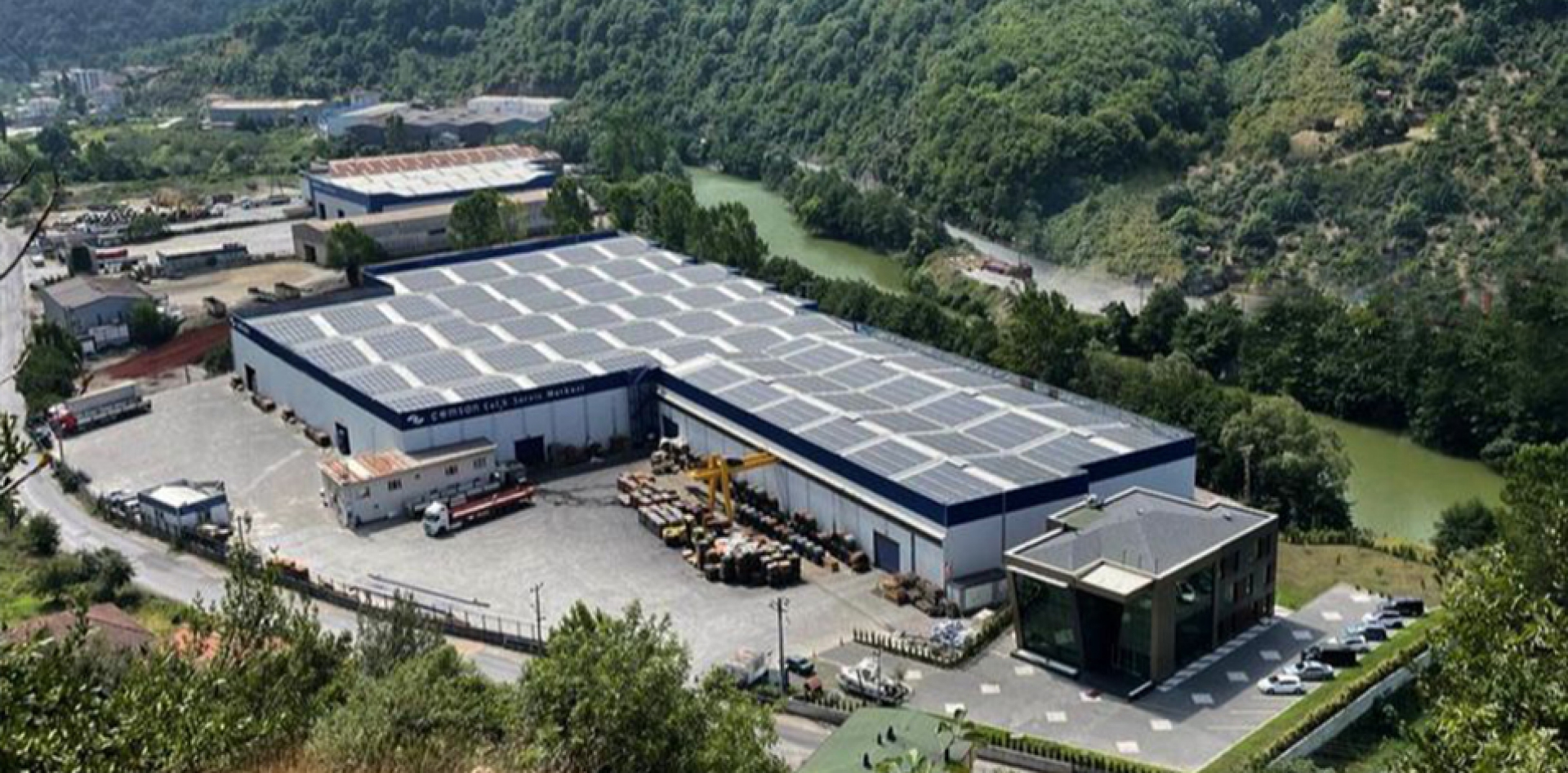 Çelik Servis Merkezi’nde,